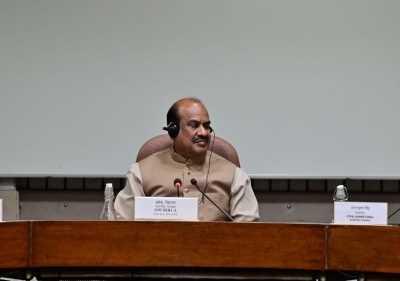 लोकसभा की कार्यवाही दोपहर 2 बजे तक के लिए स्थगित, जापान के पूर्व पीएम शिंजो आबे को भी दी गई श्रद्धांजलि